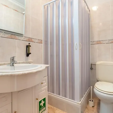 בית נופש Cozy 3 Bdr House Duplex With Patio By Lovelystay Vila Real de Santo António