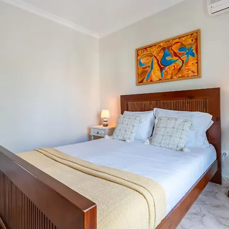 Cozy 3 Bdr House Duplex With Patio By Lovelystay *