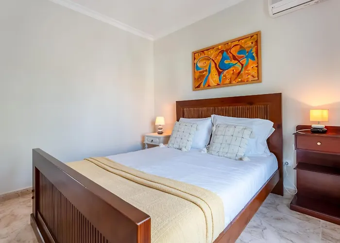Cozy 3 Bdr House Duplex With Patio By Lovelystay *