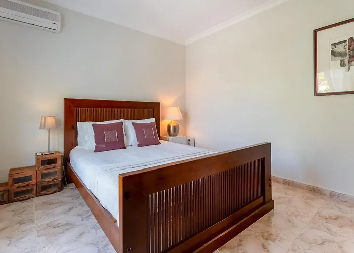 Cozy 3 Bdr House Duplex With Patio By Lovelystay Holiday home *