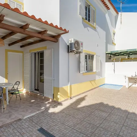 Cozy 3 Bdr House Duplex With Patio By Lovelystay Vila Real de Santo Antonio