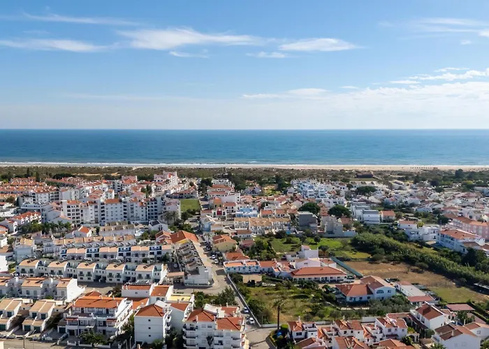 Nyaraló Cozy 3 Bdr House Duplex With Patio By Lovelystay *